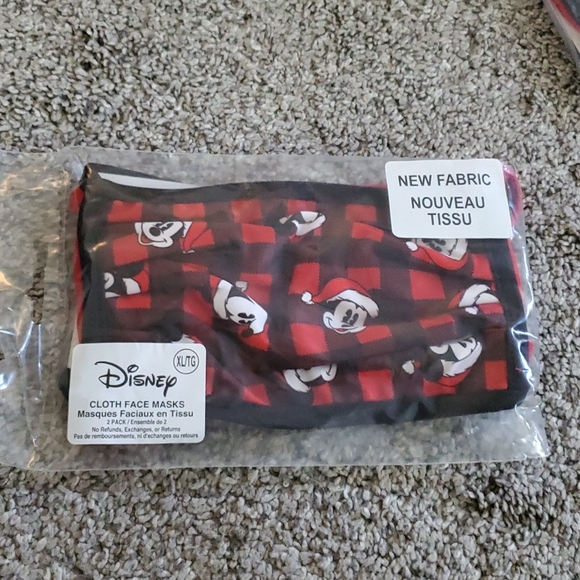 Disney Christmas Face Masks - Picture 3 of 3
